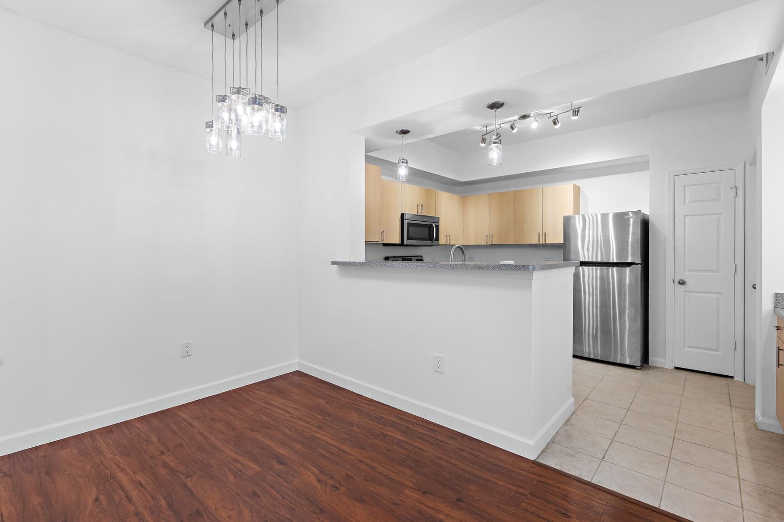 533 NE 3rd Avenue 425, Fort Lauderdale, FL 33301 photo 20