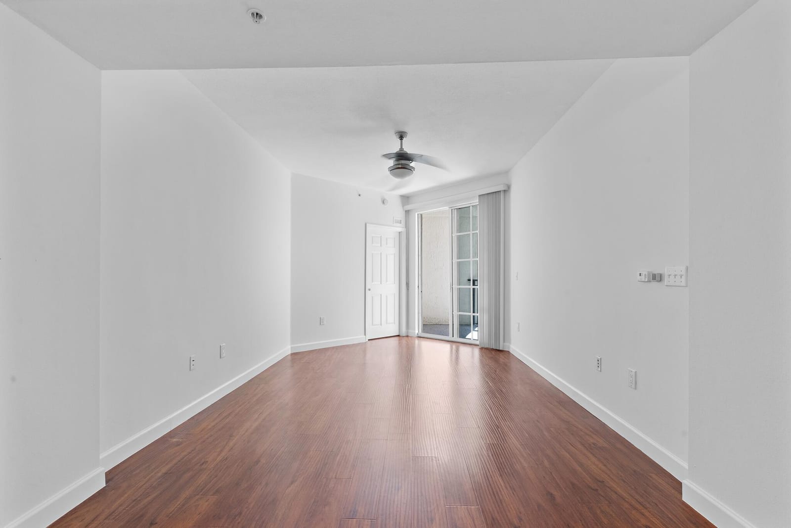 533 NE 3rd Avenue 425 — photo 3
