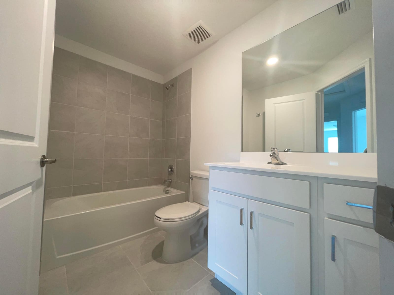 6907 Broadwater Lane — photo 12