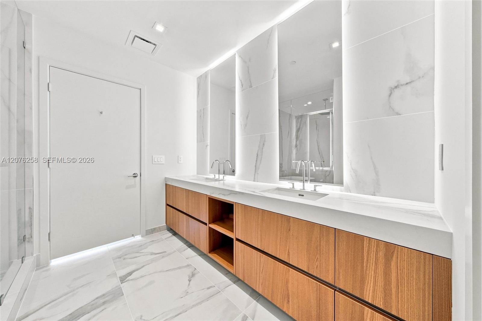 1400 Biscayne Boulevard 708, Miami, FL 33132 photo 17