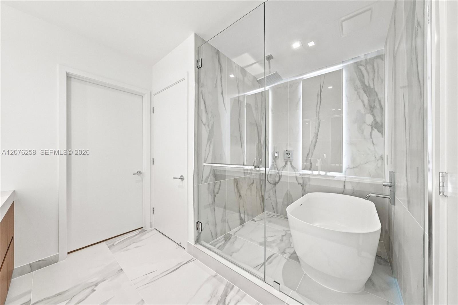 1400 Biscayne Boulevard 708, Miami, FL 33132 photo 19