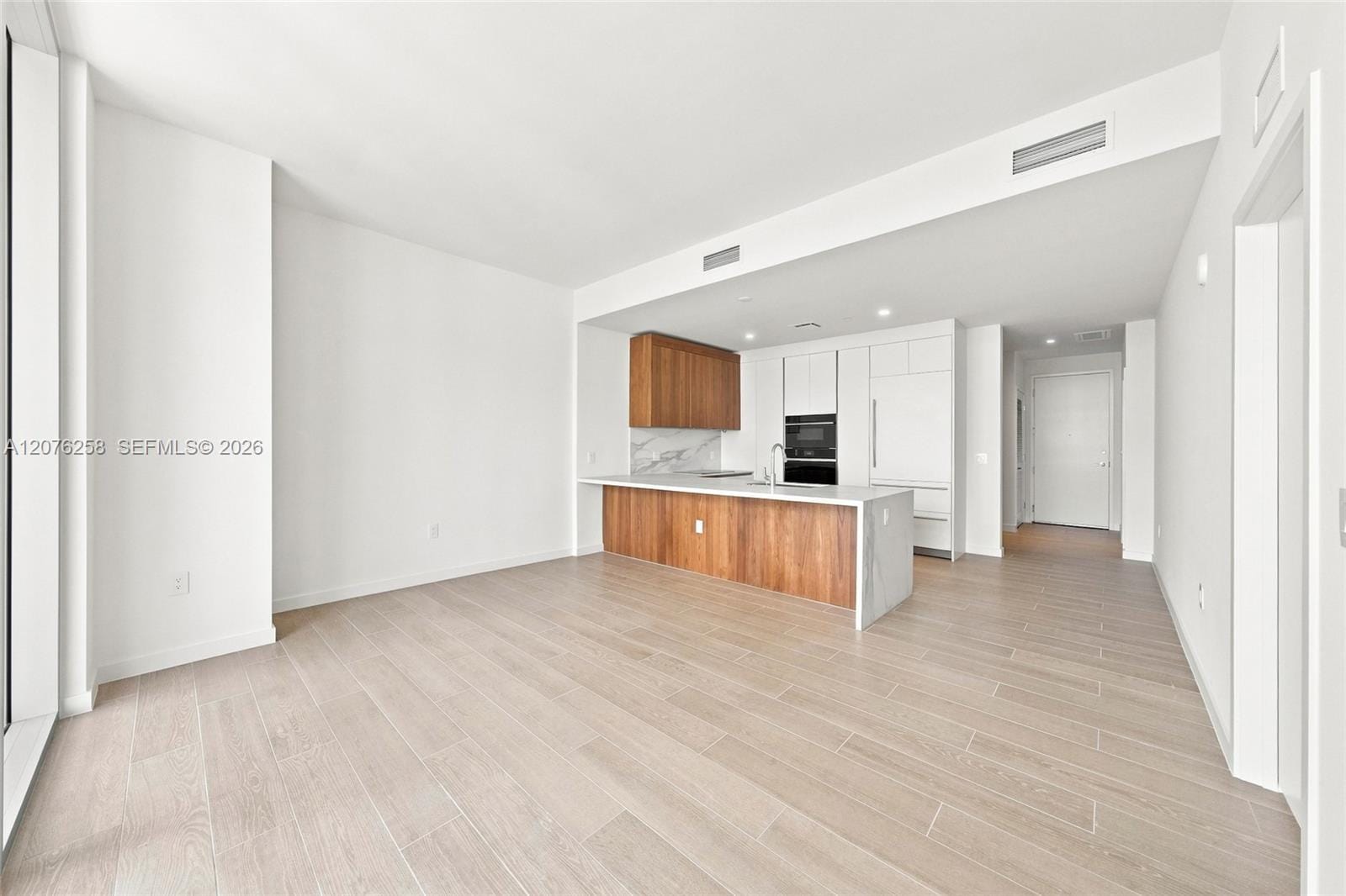1400 Biscayne Boulevard 708, Miami, FL 33132 photo 6