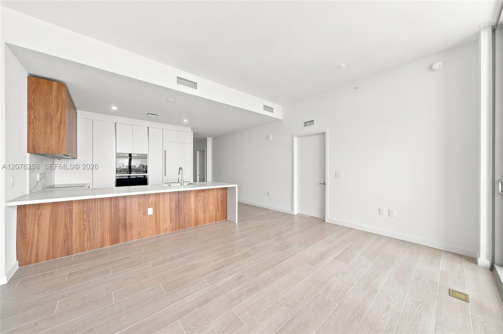 1400 Biscayne Boulevard 708, Miami, FL 33132 photo 9