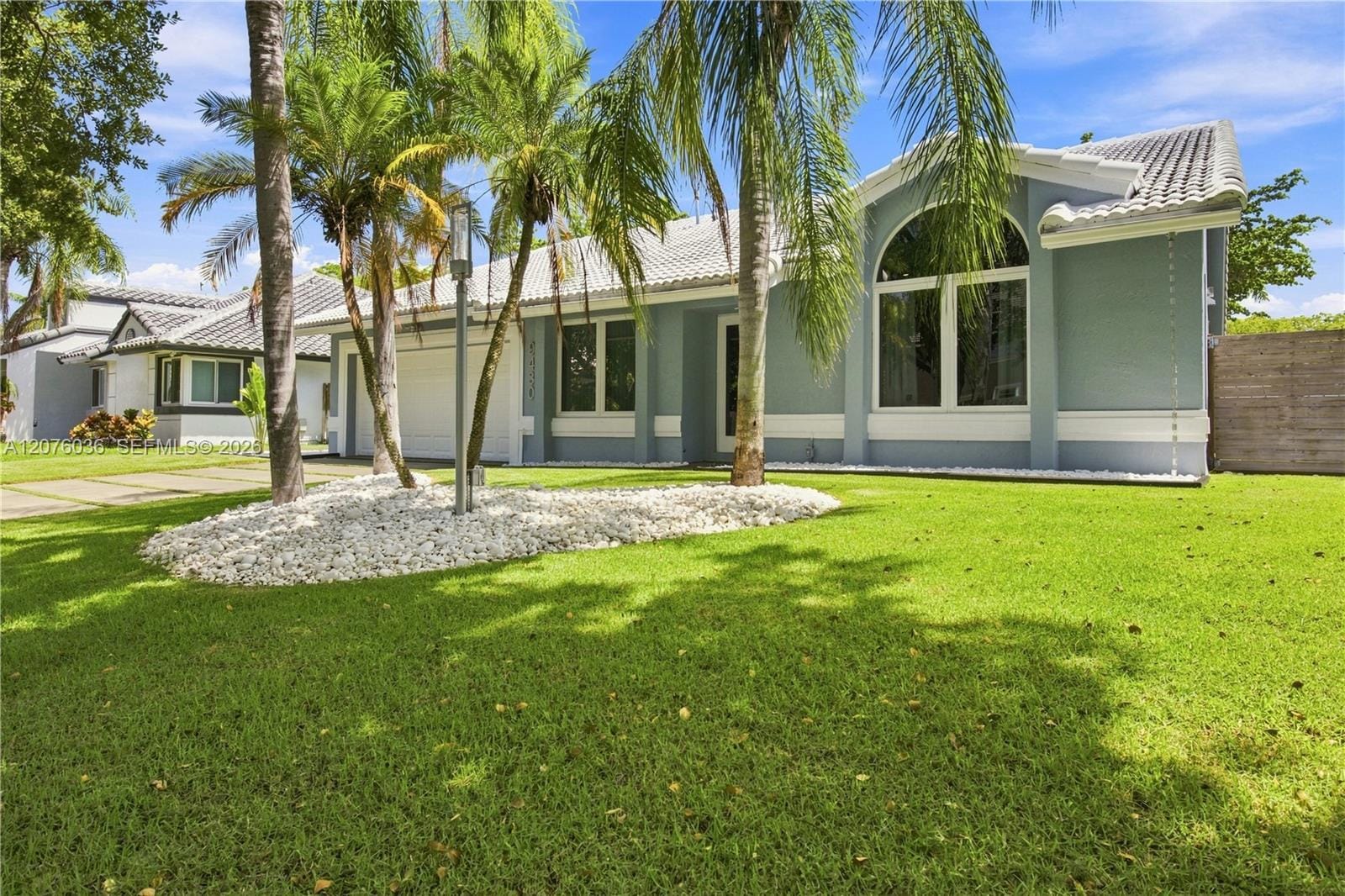 9430 SW 215th Lane — photo 9
