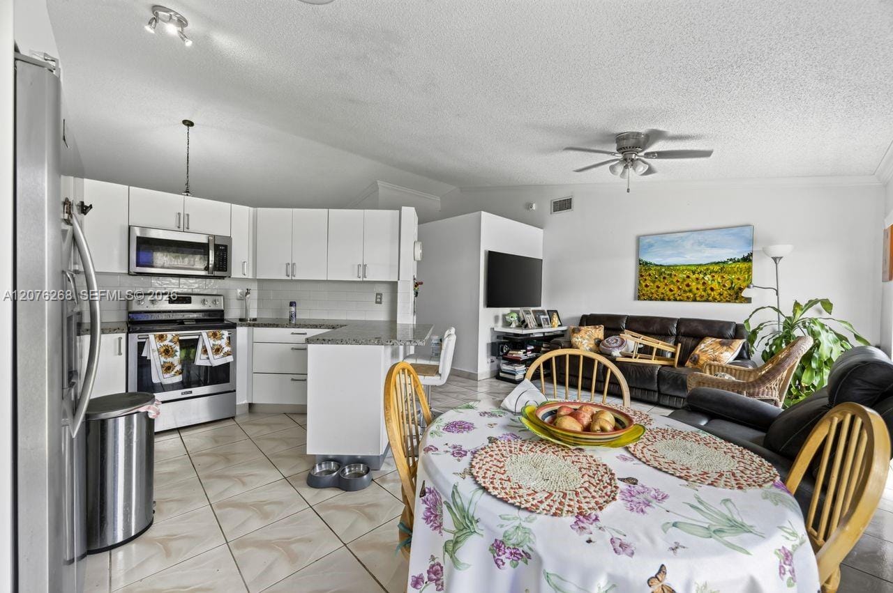 25014 SW 123rd Place, Homestead, FL 33032 photo 16