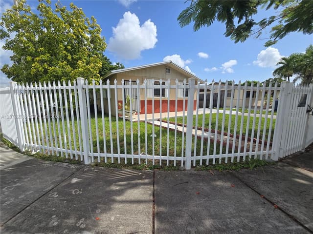 11631 SW 182nd Terrace 0, Miami, FL 33157