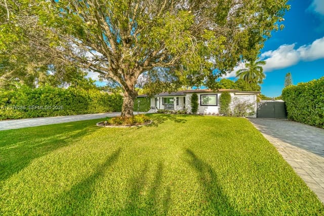 13801 NE 1st Avenue, Miami, FL 33161