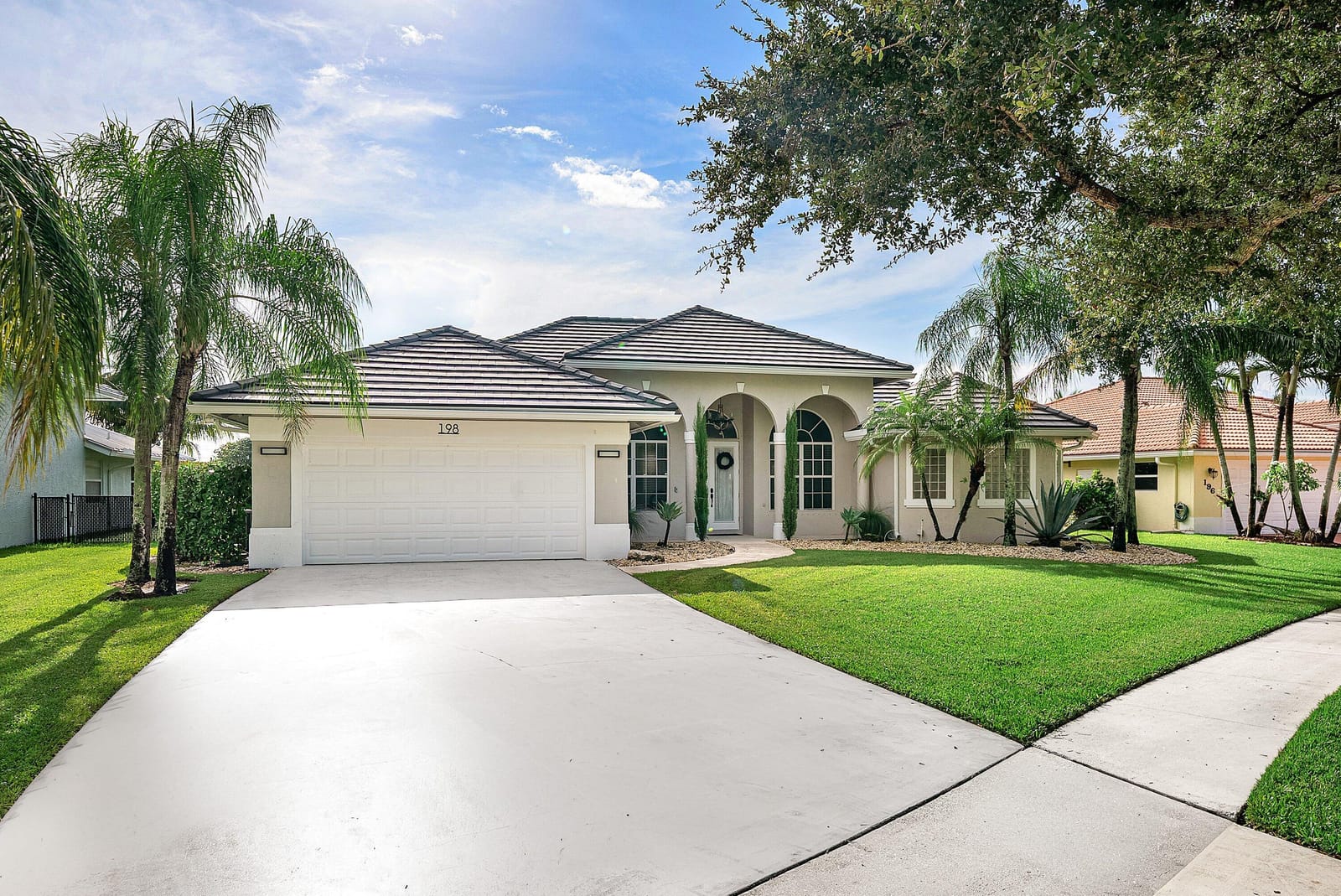 198 Cypress Trace, Royal Palm Beach, FL 33411
