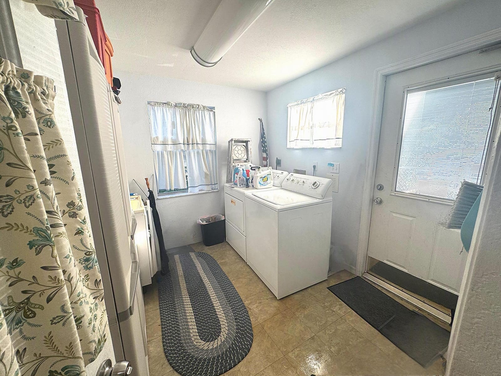 704 E HILLSBORO Boulevard — photo 12