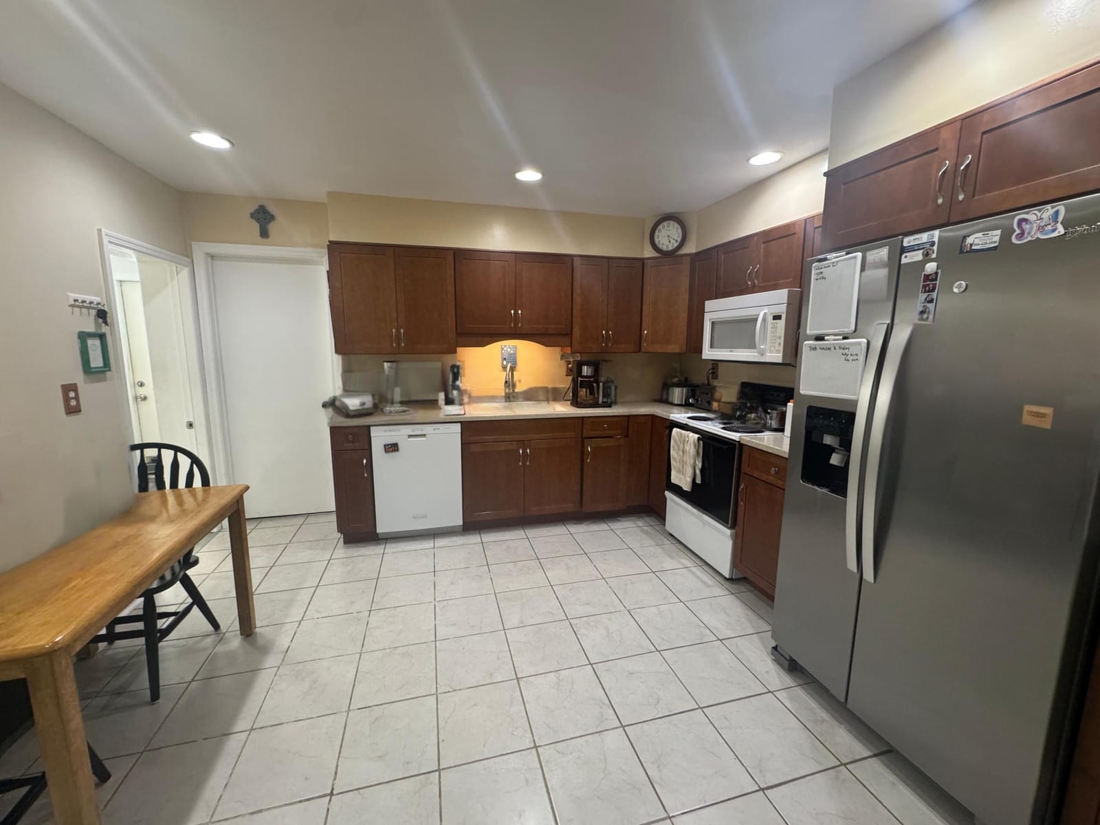 704 E HILLSBORO Boulevard — photo 5
