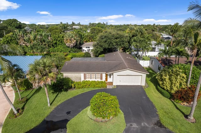 2841 SW 5TH Street, sold in ZIP 33435, Boynton Beach, FL