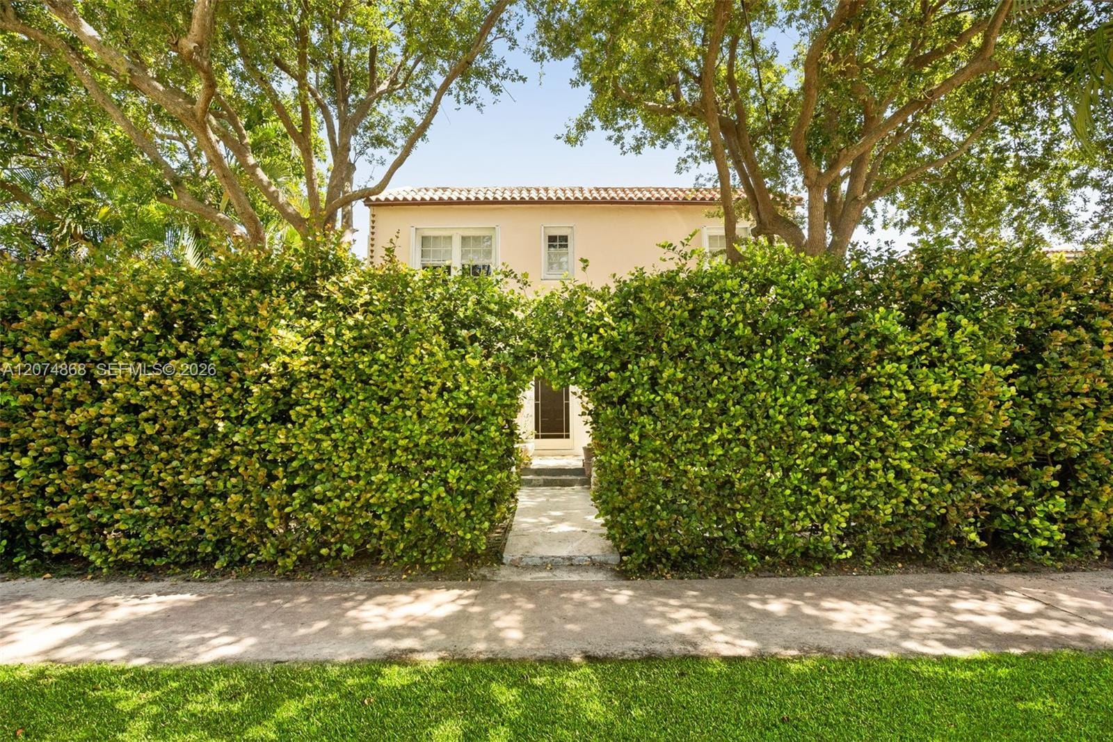 524 W 47th Street, Miami Beach, FL 33140