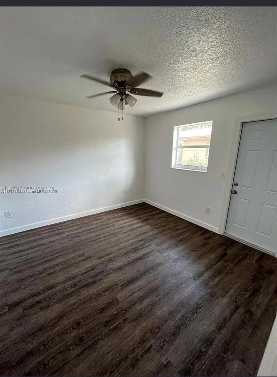 2500 Franklin Drive — photo 3