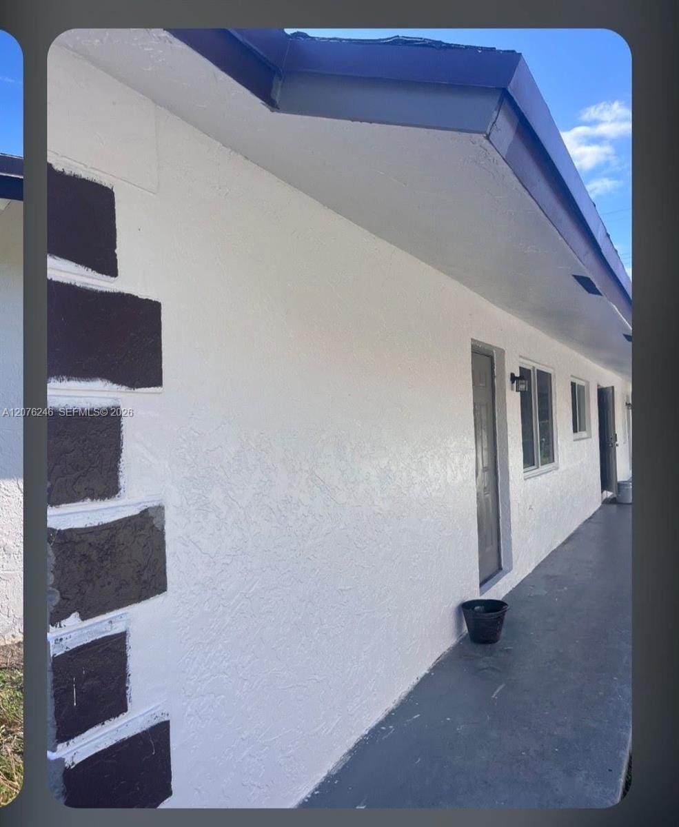2500 Franklin Drive, Fort Lauderdale, FL 33311