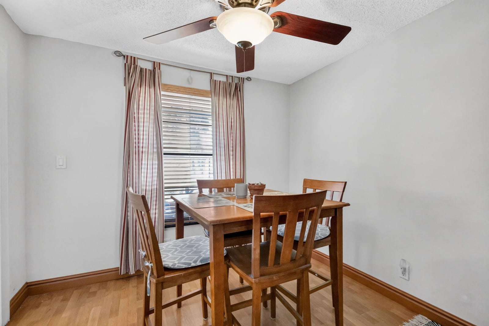 8353 Raymond Drive — photo 7