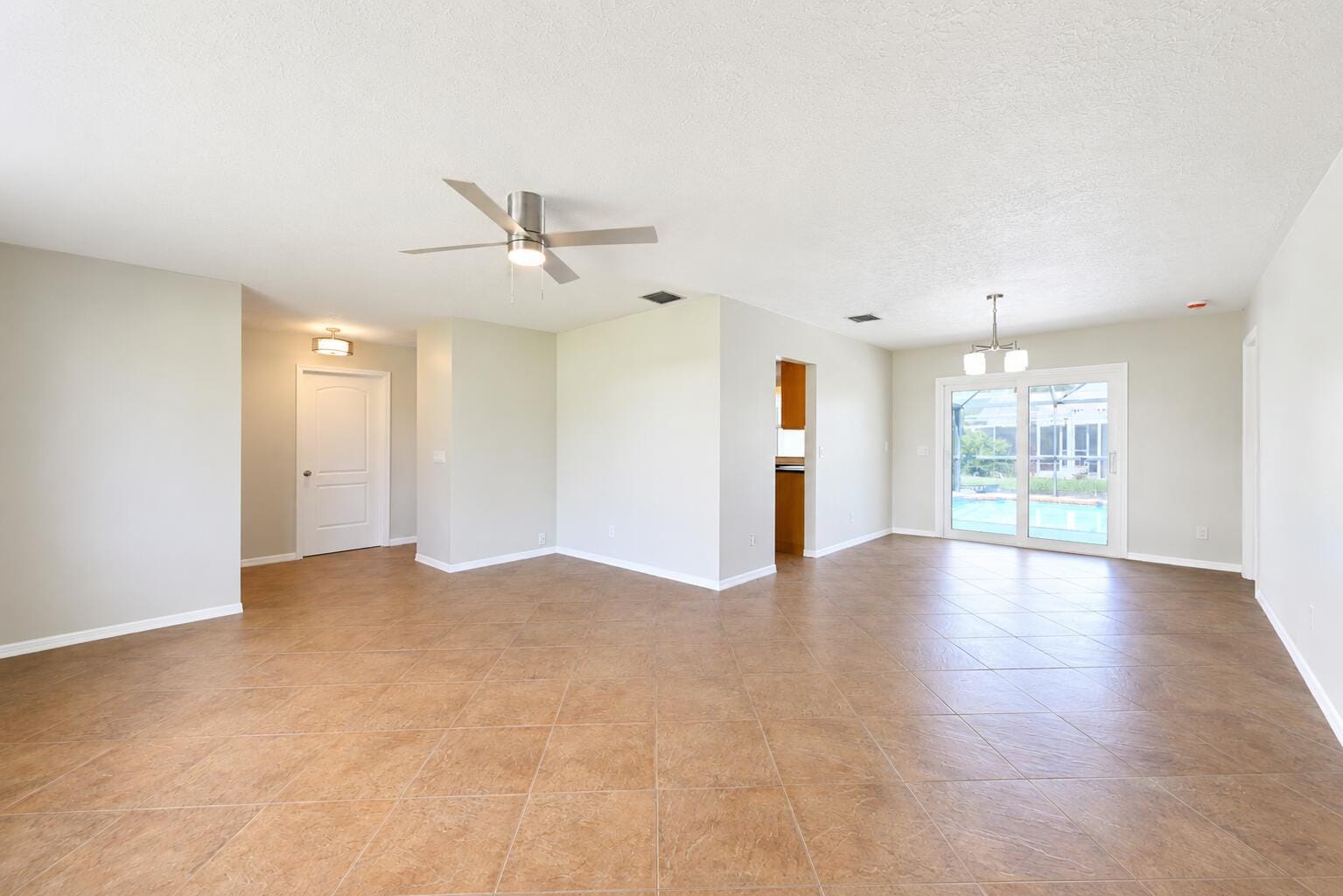 1091 SE Preston Lane, Port St. Lucie, FL 34983 photo 11
