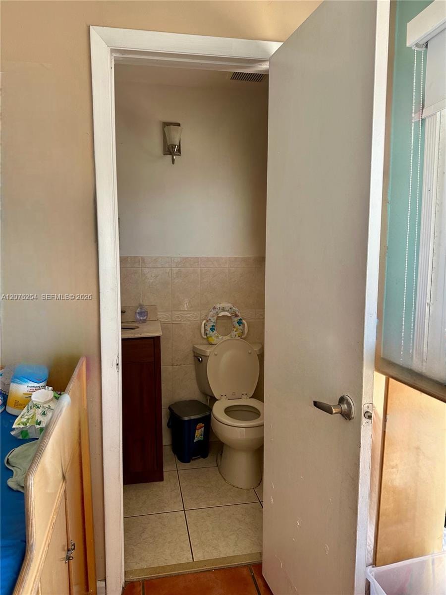 10330 Puerto Rico Drive, Cutler Bay, FL 33189 photo 20
