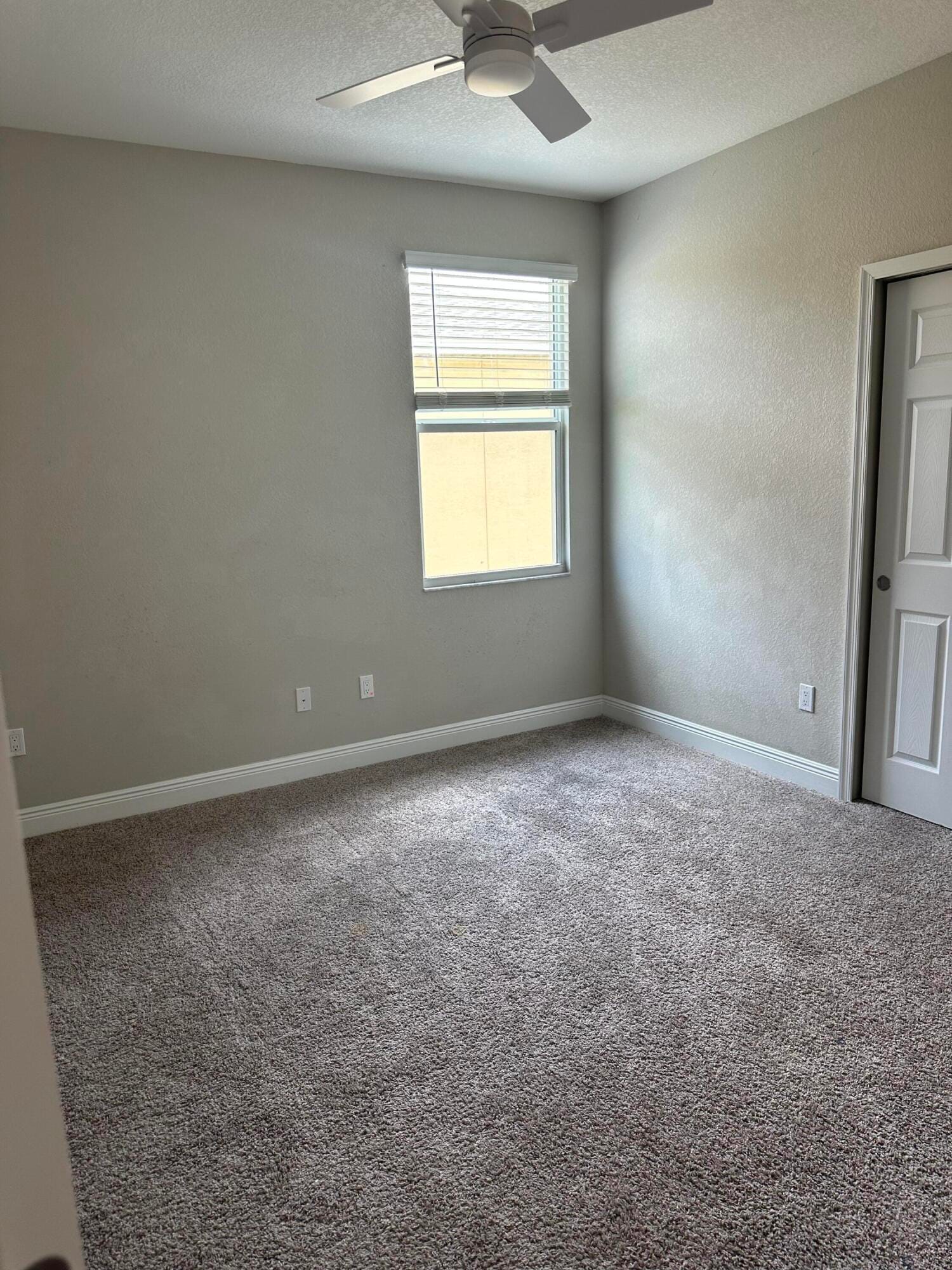 2010 NW Cataluna Circle — photo 11