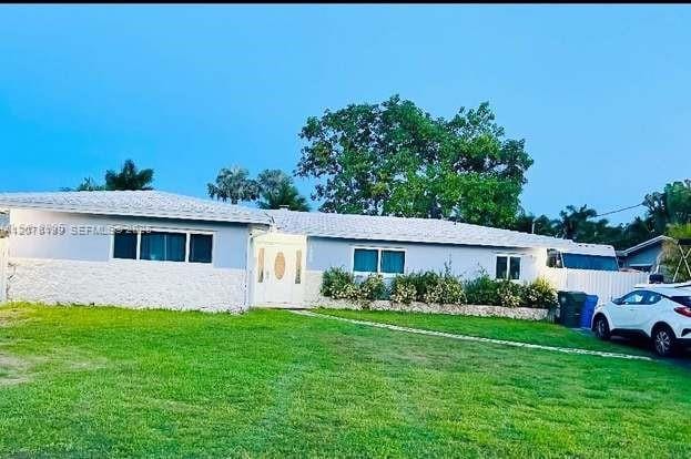 1980 NW 33rd Court — photo 4