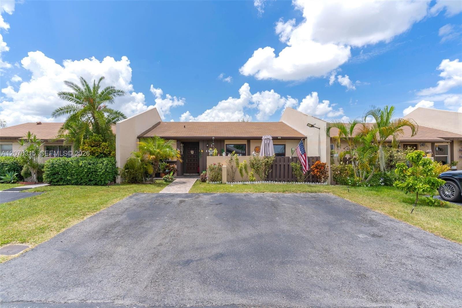 12202 SW 111th Lane, Miami, FL 33186 photo 2