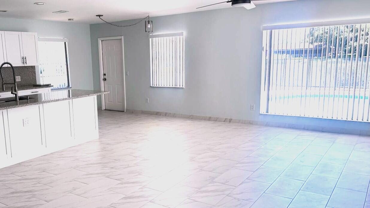 8102 PIONEER Road, Royal Palm Beach, FL 33411