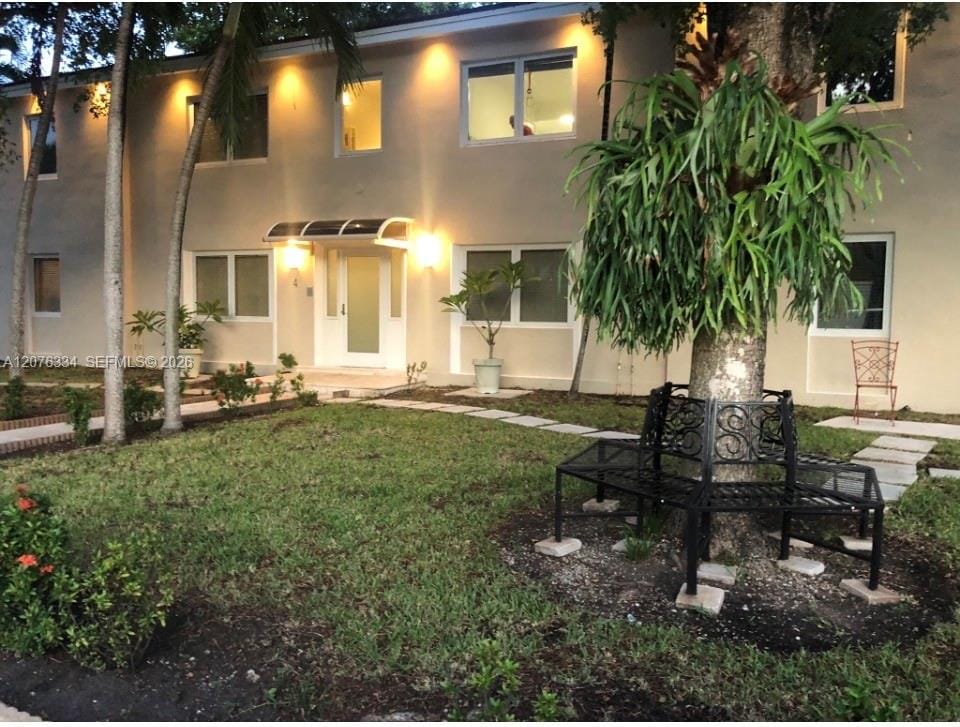 4 Alhambra Circle