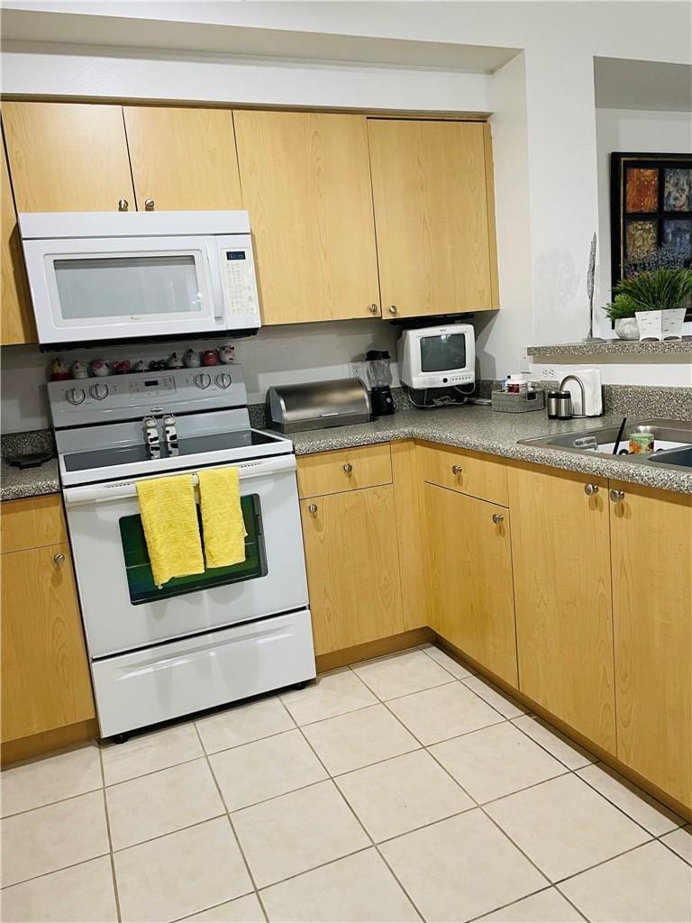 8020 N NOB HILL Road 206, Tamarac, FL 33321 photo 9