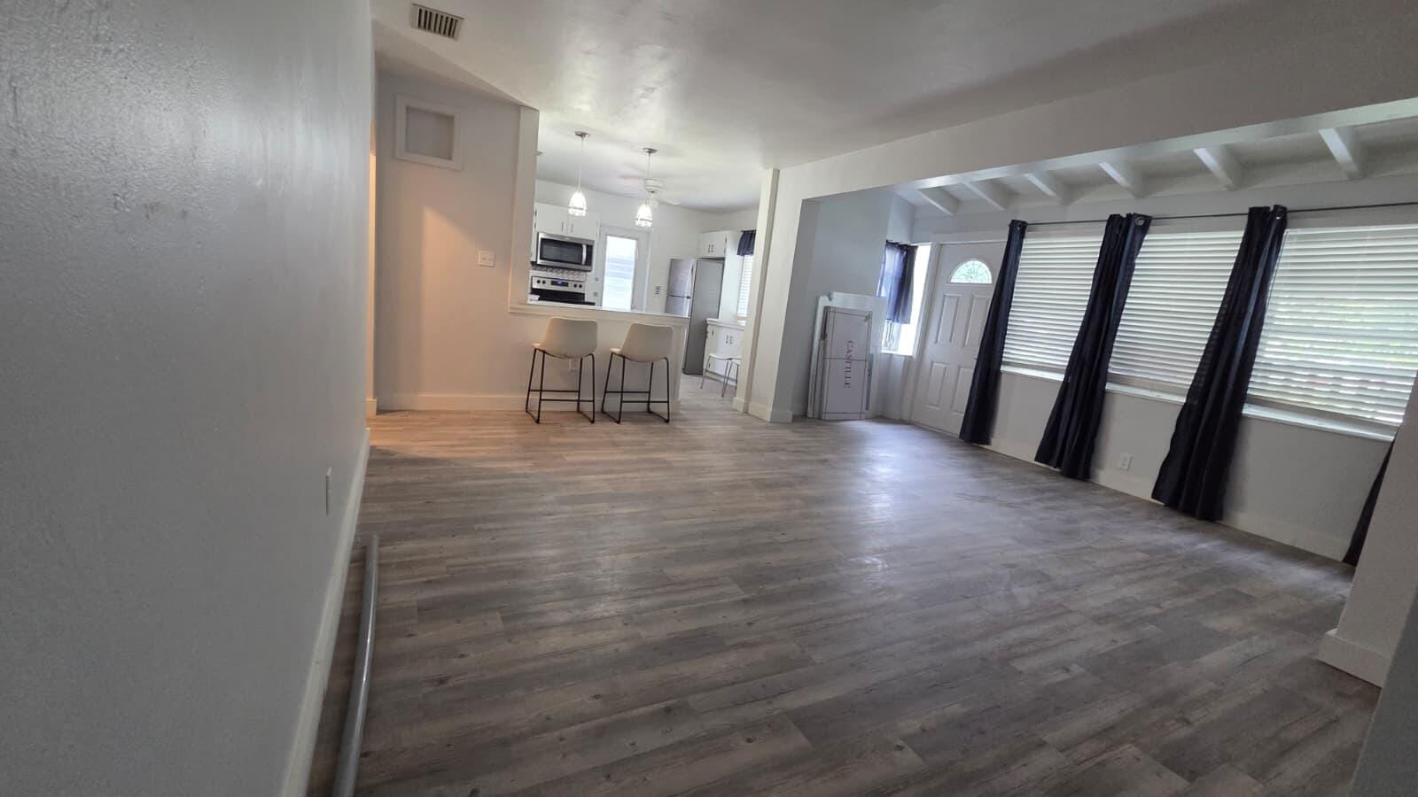 2539 CLEVELAND Street — photo 7
