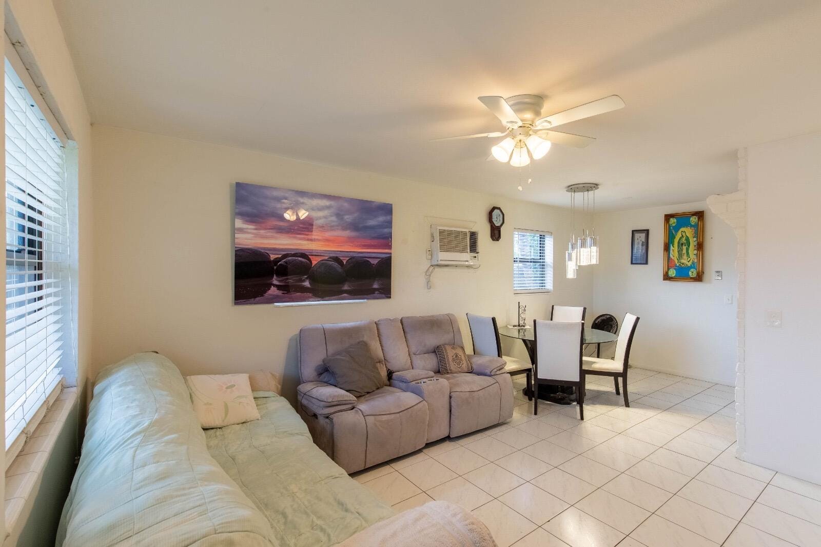 172 JAMAICA Drive — photo 8