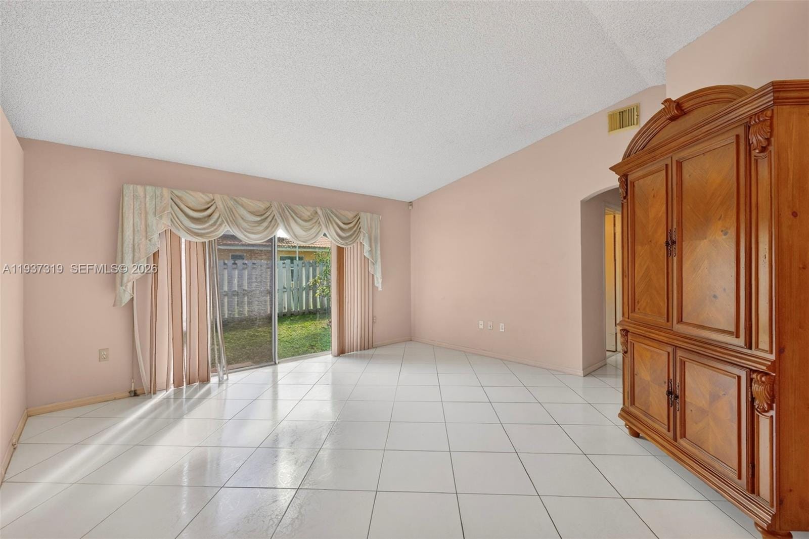 1306 NW 125th Terrace, Sunrise, FL 33323 photo 4