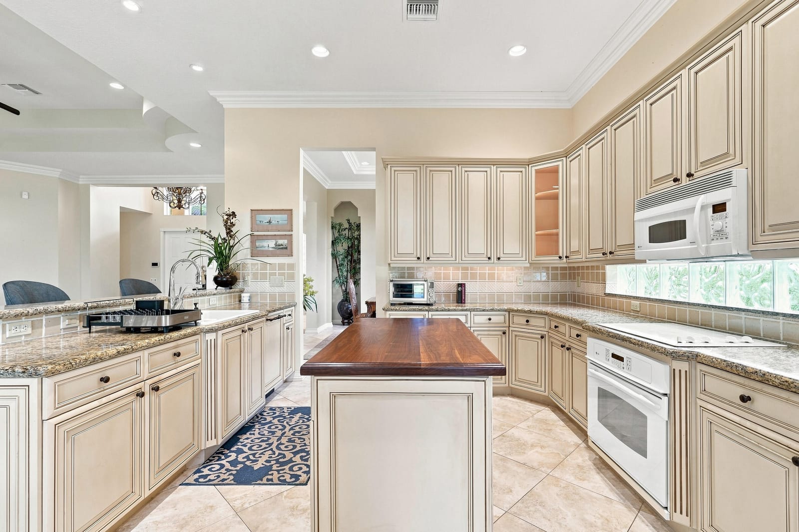 7966 Merano Reef Lane — photo 11