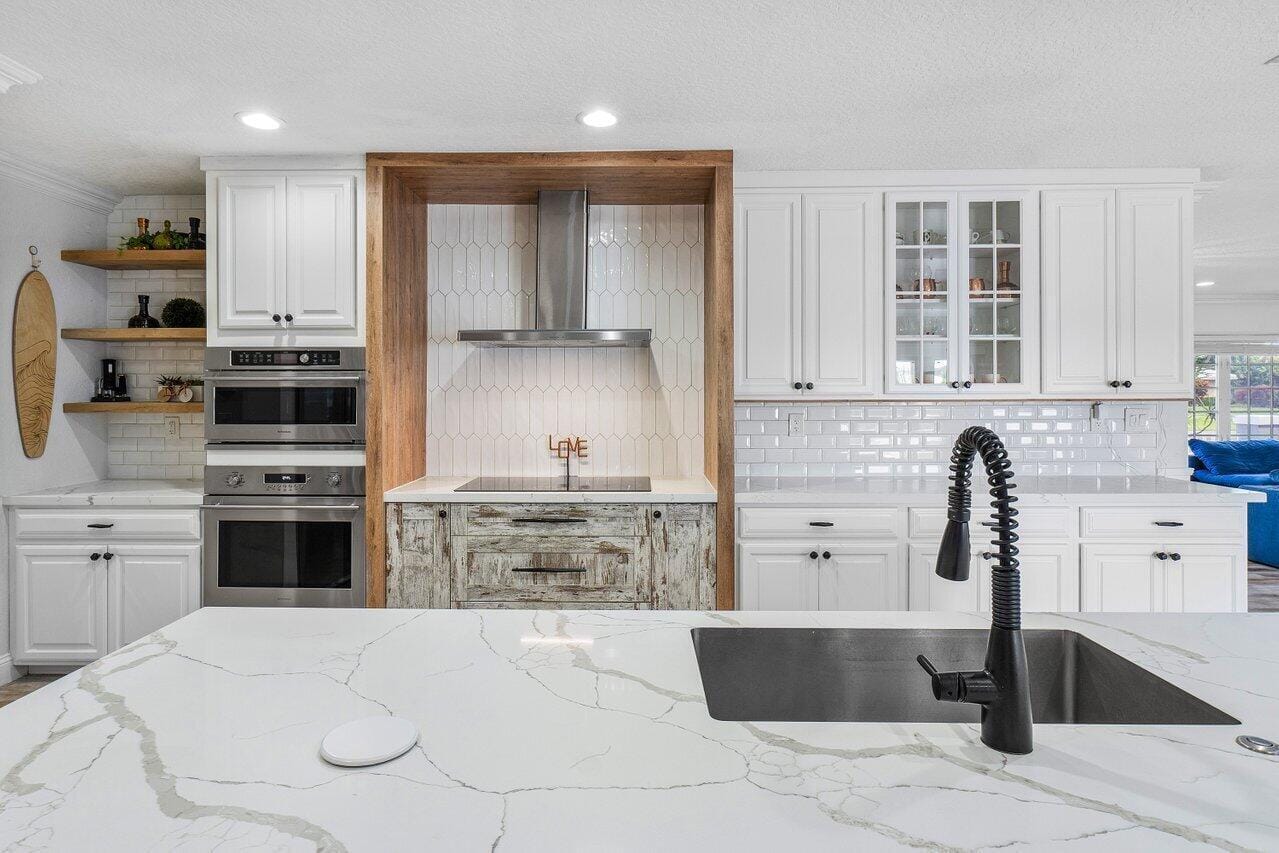 3815 S Lake Drive — photo 10