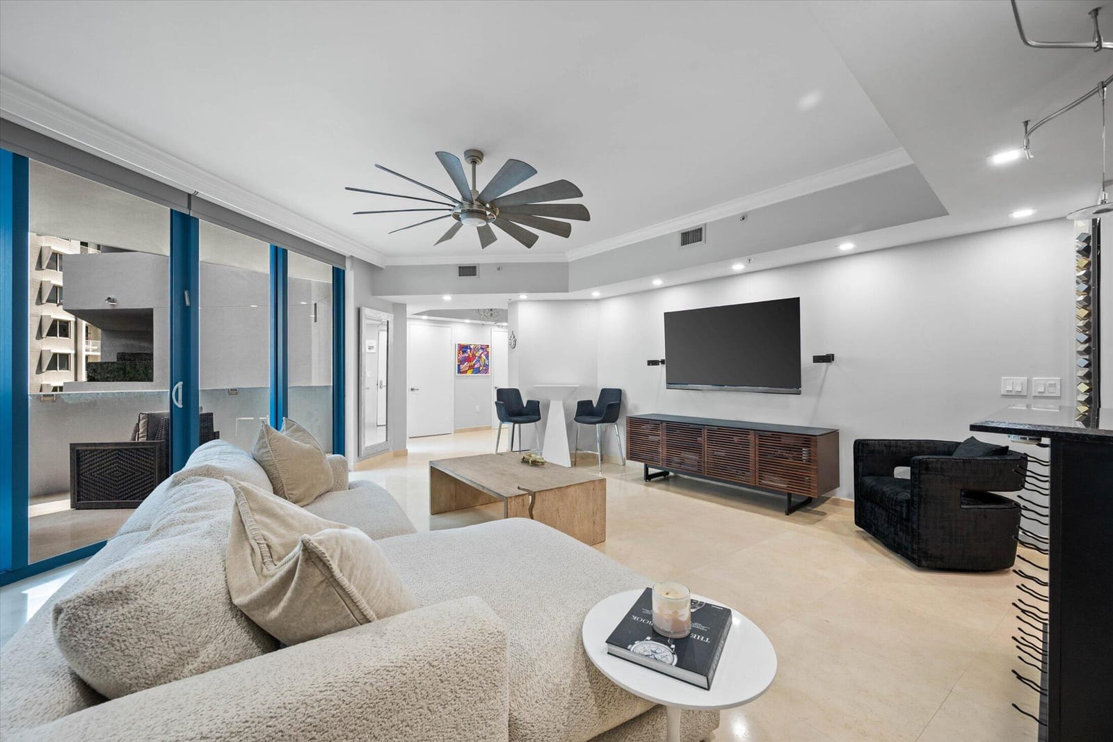 333 Las Olas Way Unit 405 — photo 2