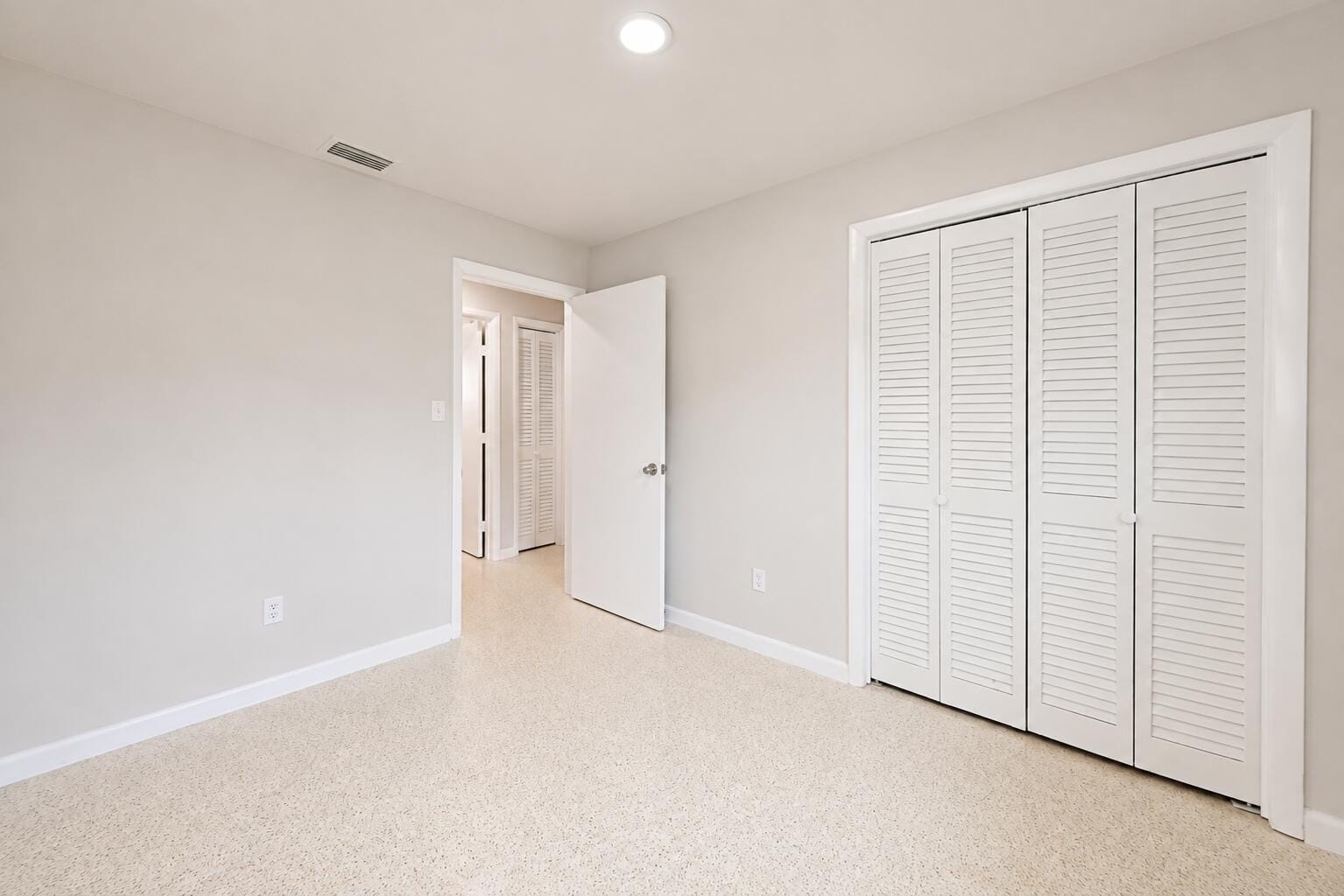 5502 SAN DIEGO Avenue — photo 12