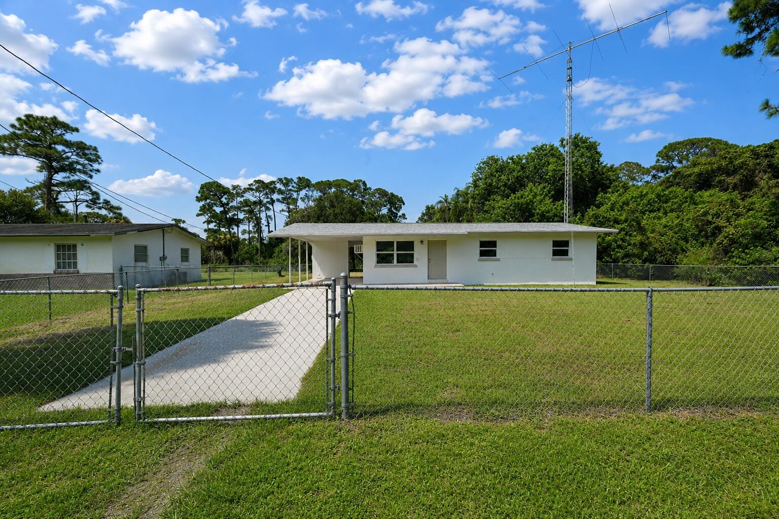 5502 SAN DIEGO Avenue, Fort Pierce, FL 34946