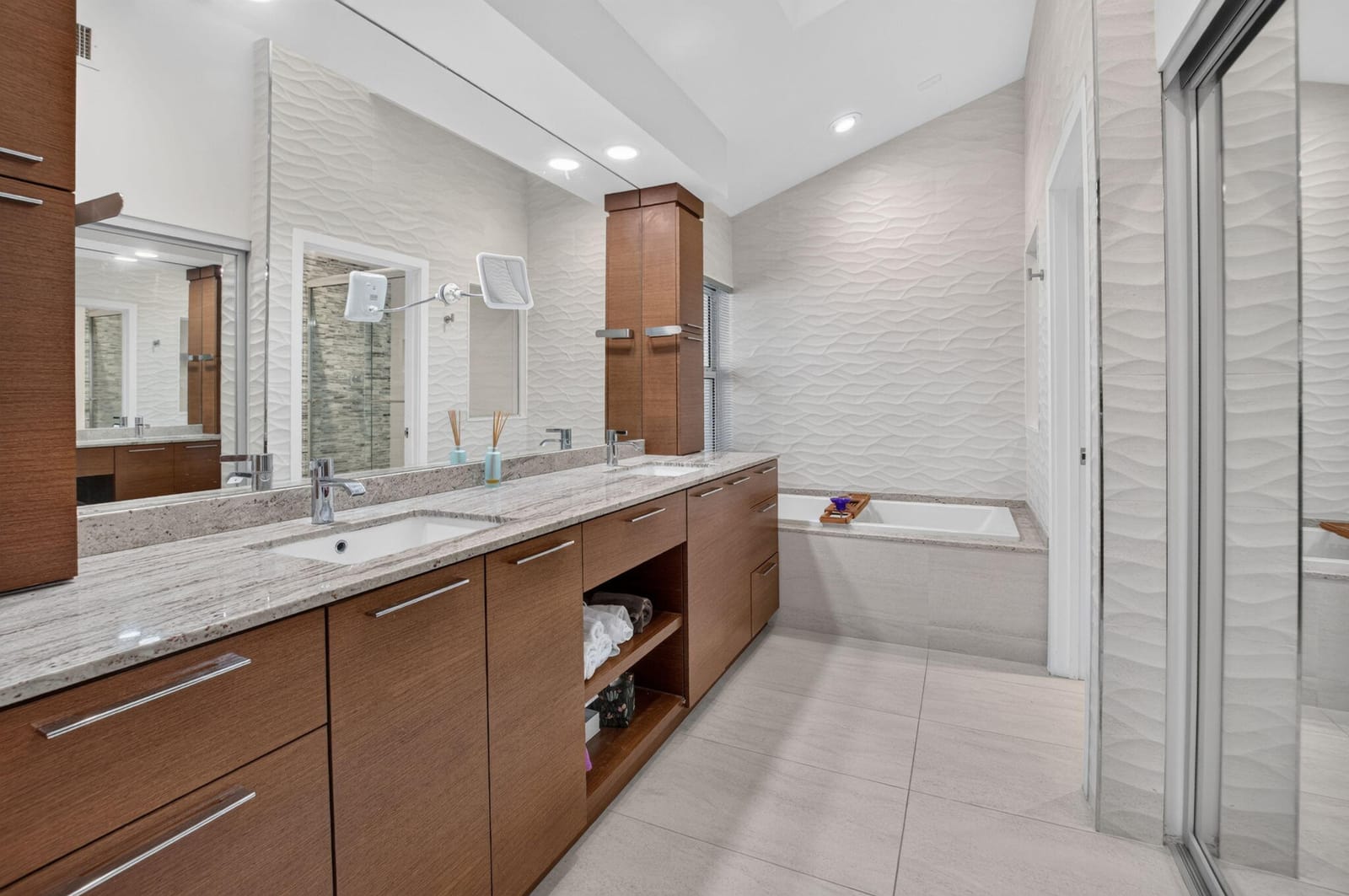 21676 Club Villa Terrace, Boca Raton, FL 33433 photo 4