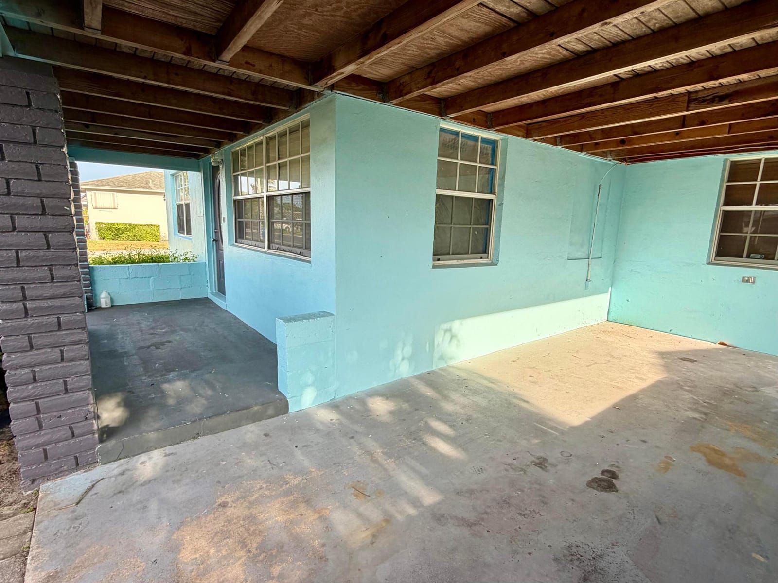 1061 W 4TH Street, Riviera Beach, FL 33404 photo 8