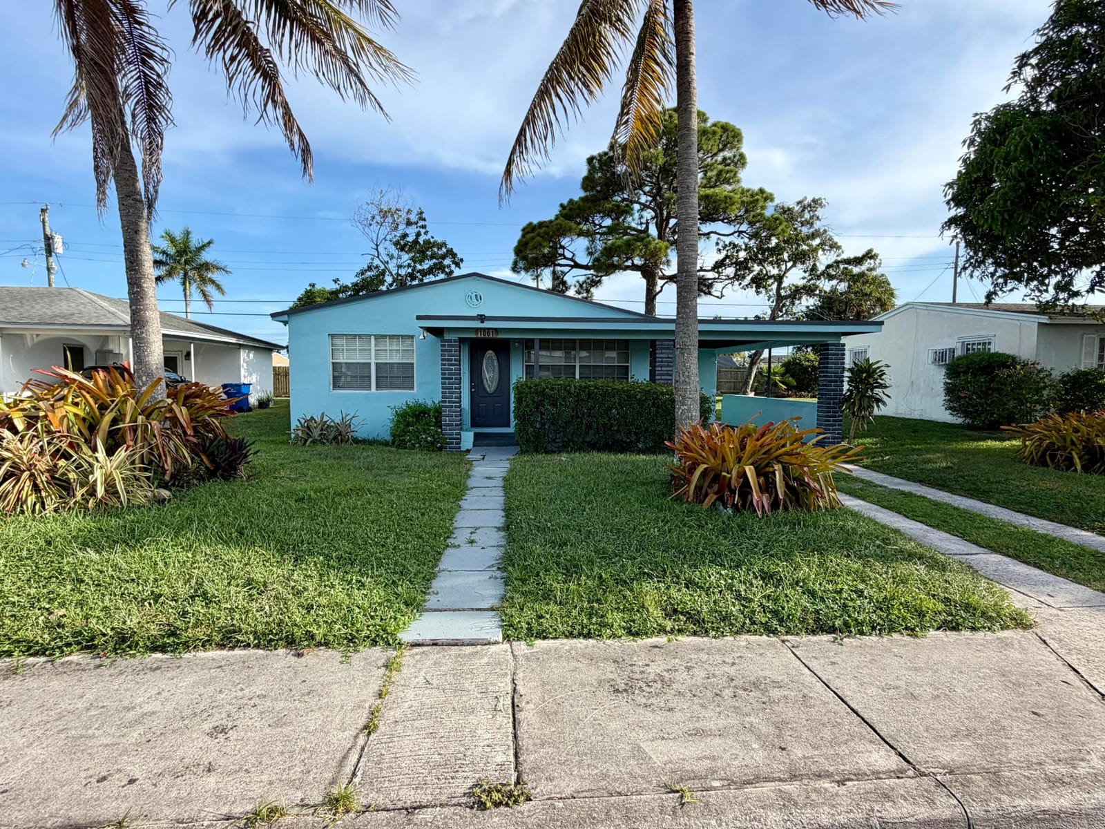 1061 W 4TH Street, Riviera Beach, FL 33404 photo 9