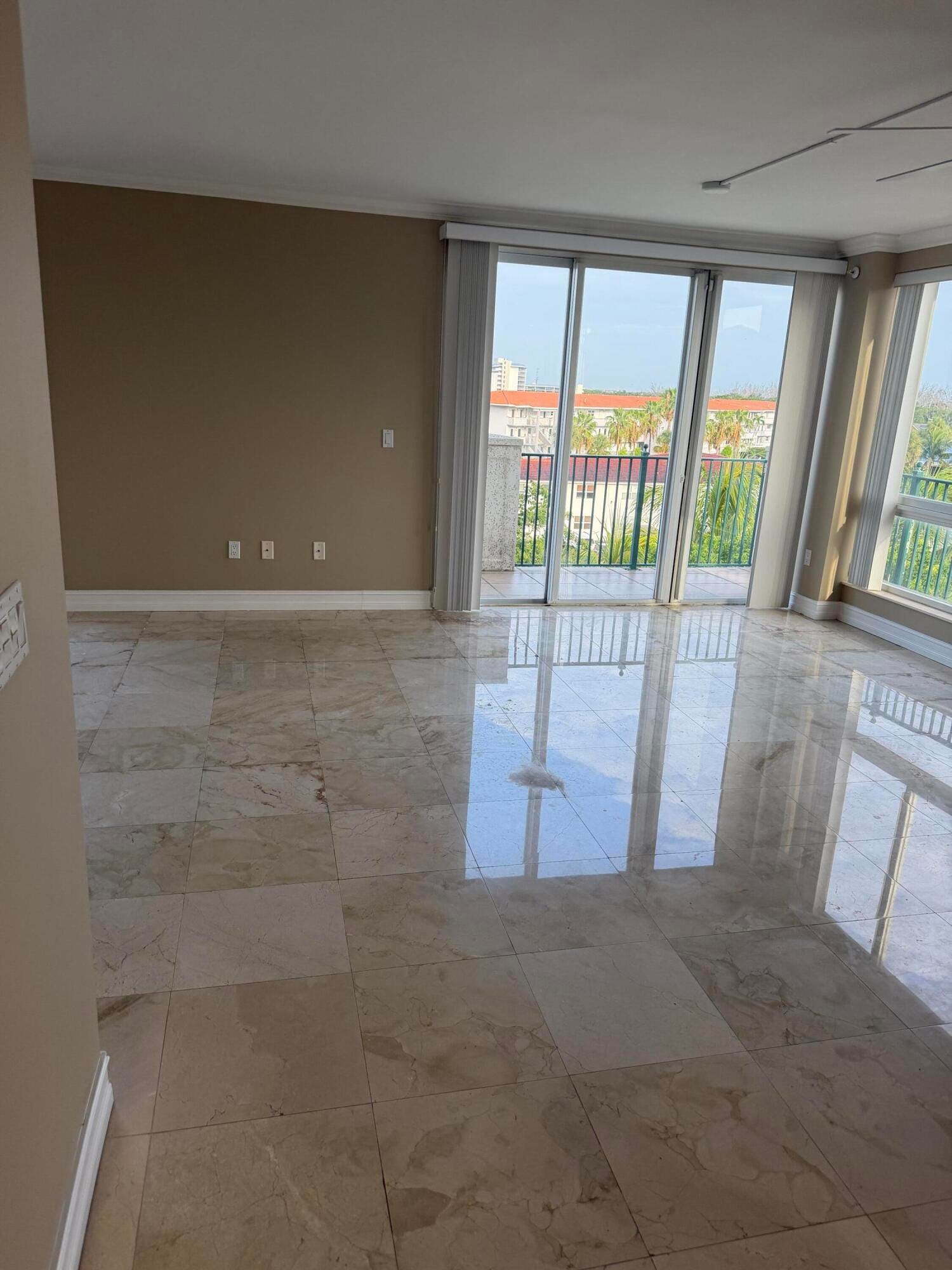 9 NE 20TH Avenue 503, Deerfield Beach, FL 33441
