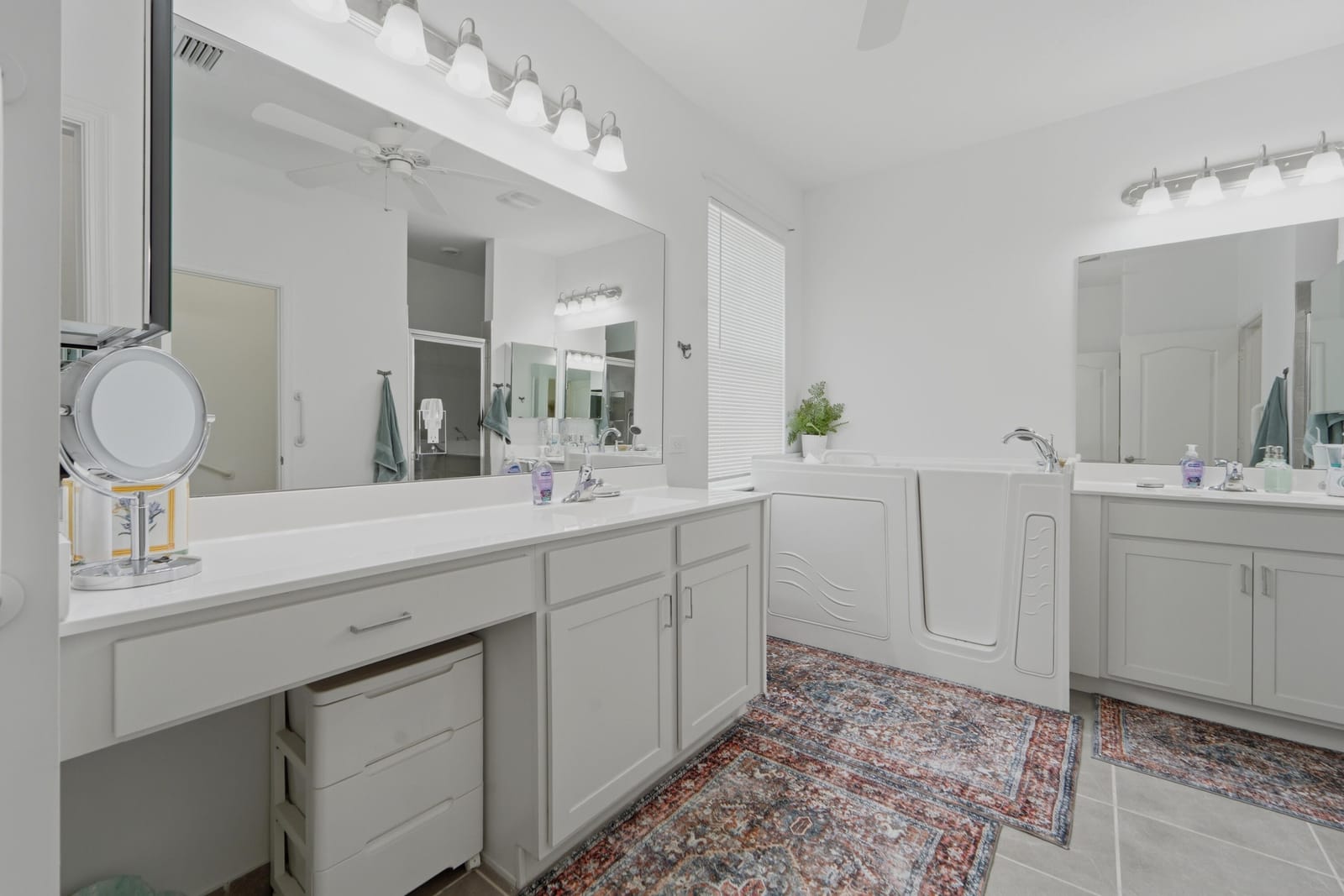 7214 NW Farnsworth Circle — photo 12