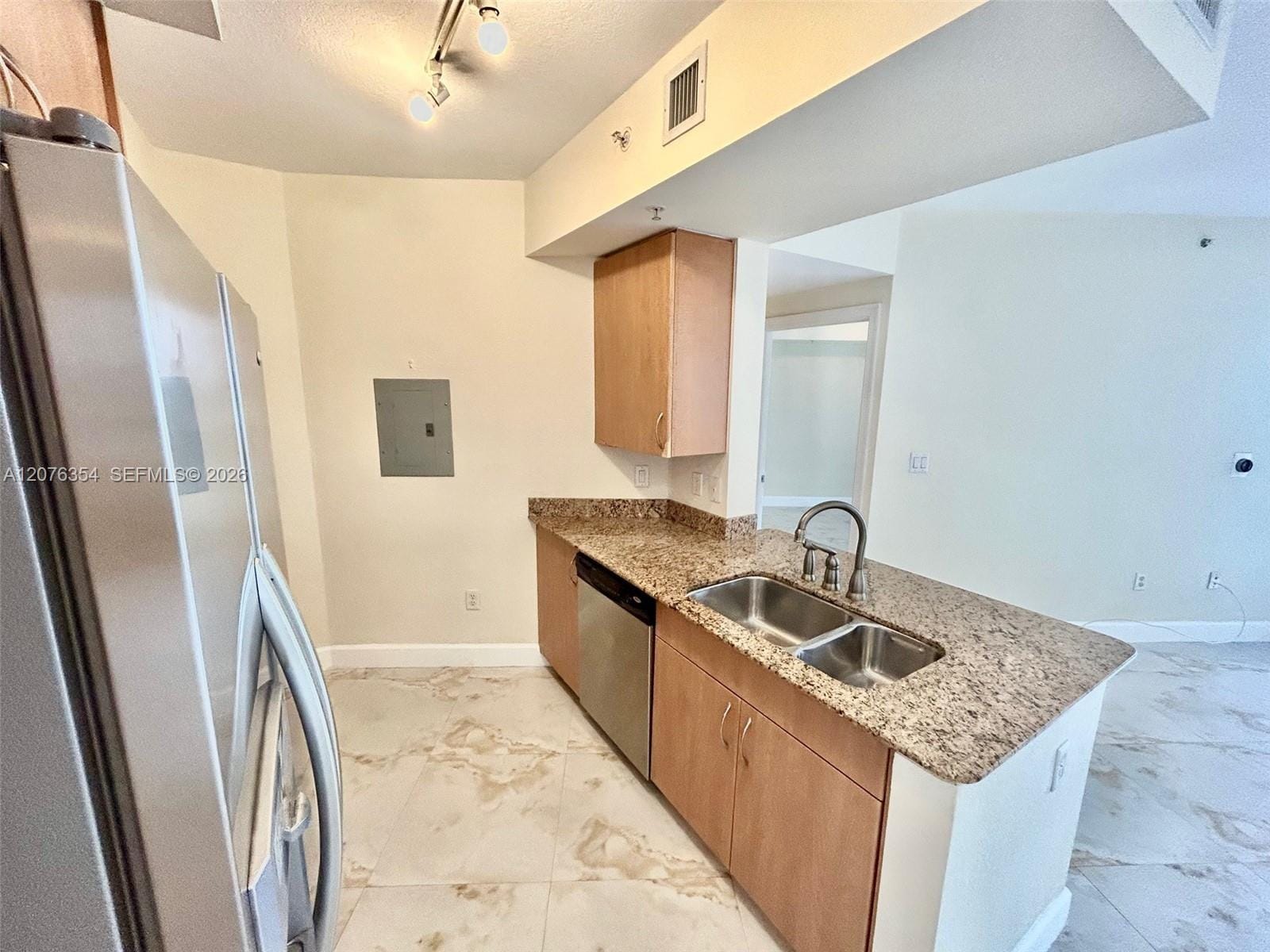 1830 Radius Drive 1002, Hollywood, FL 33020 photo 3
