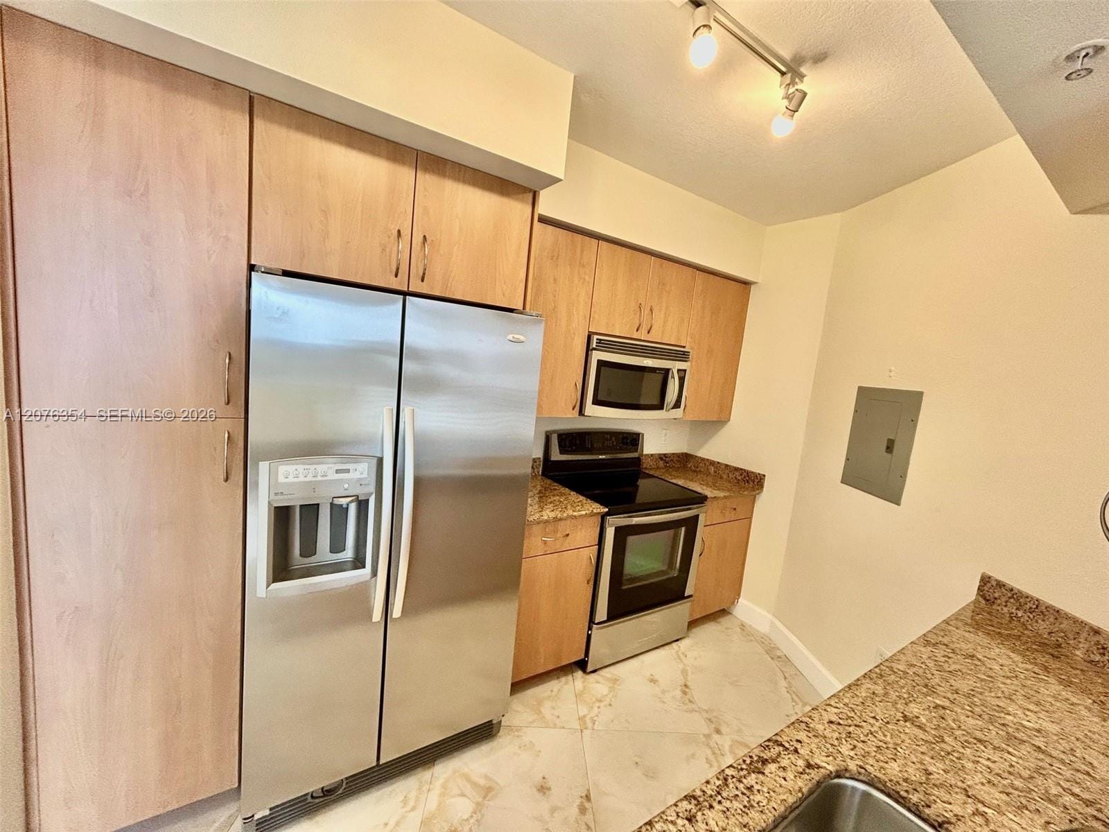 1830 Radius Drive 1002, Hollywood, FL 33020 photo 4