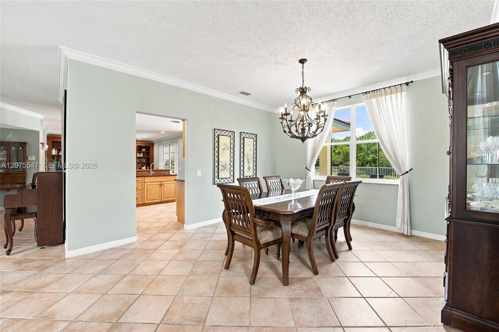 861 Crestview Circle — photo 9