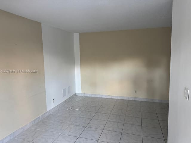 2145 Pierce Street 116, Hollywood, FL 33020