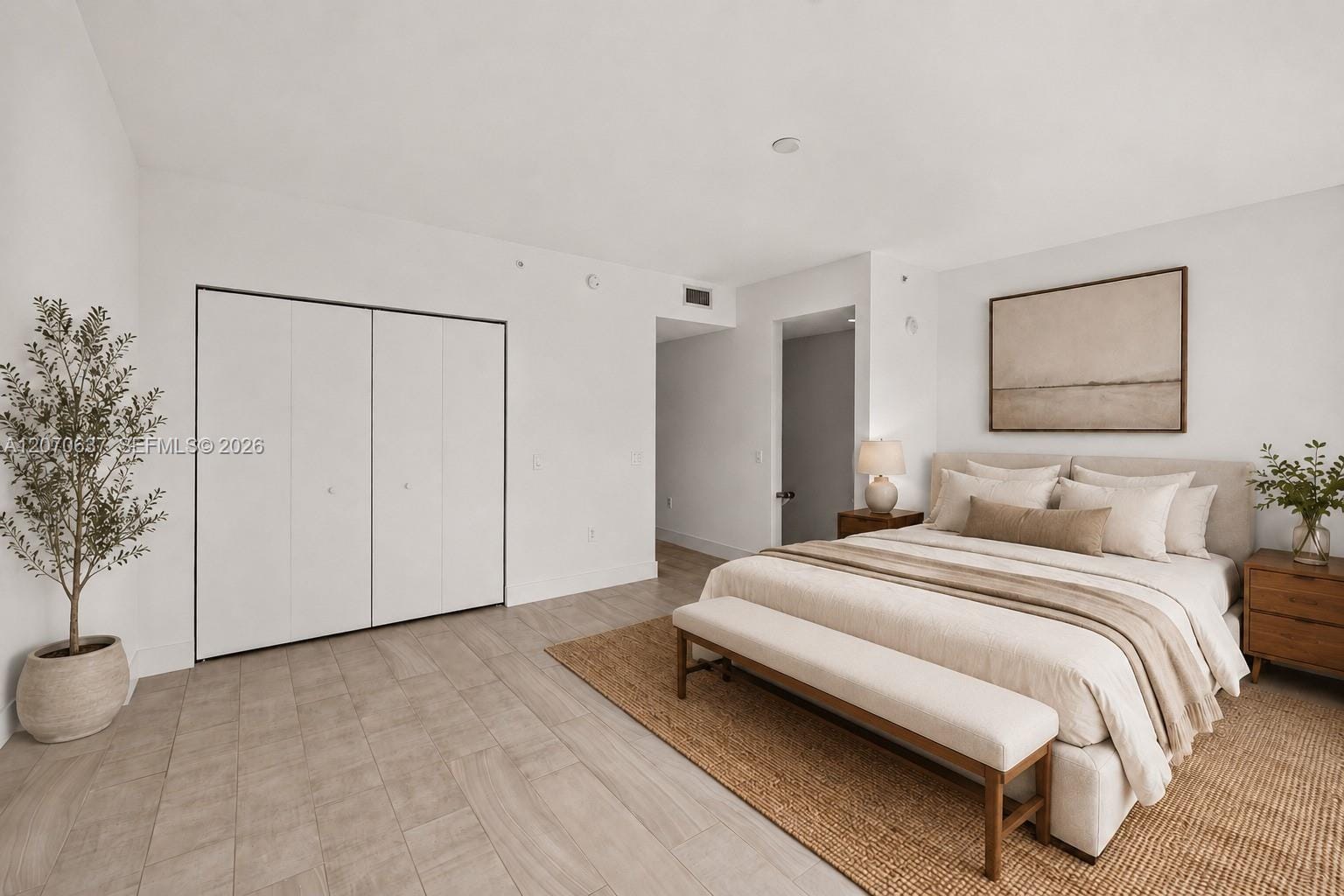 2000 Metropica Way 417 — photo 4