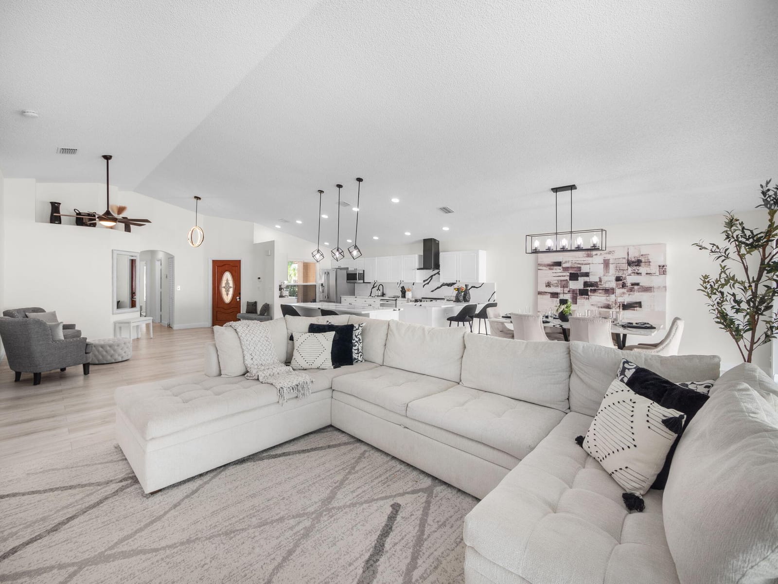 6344 Barton Creek Circle — photo 4