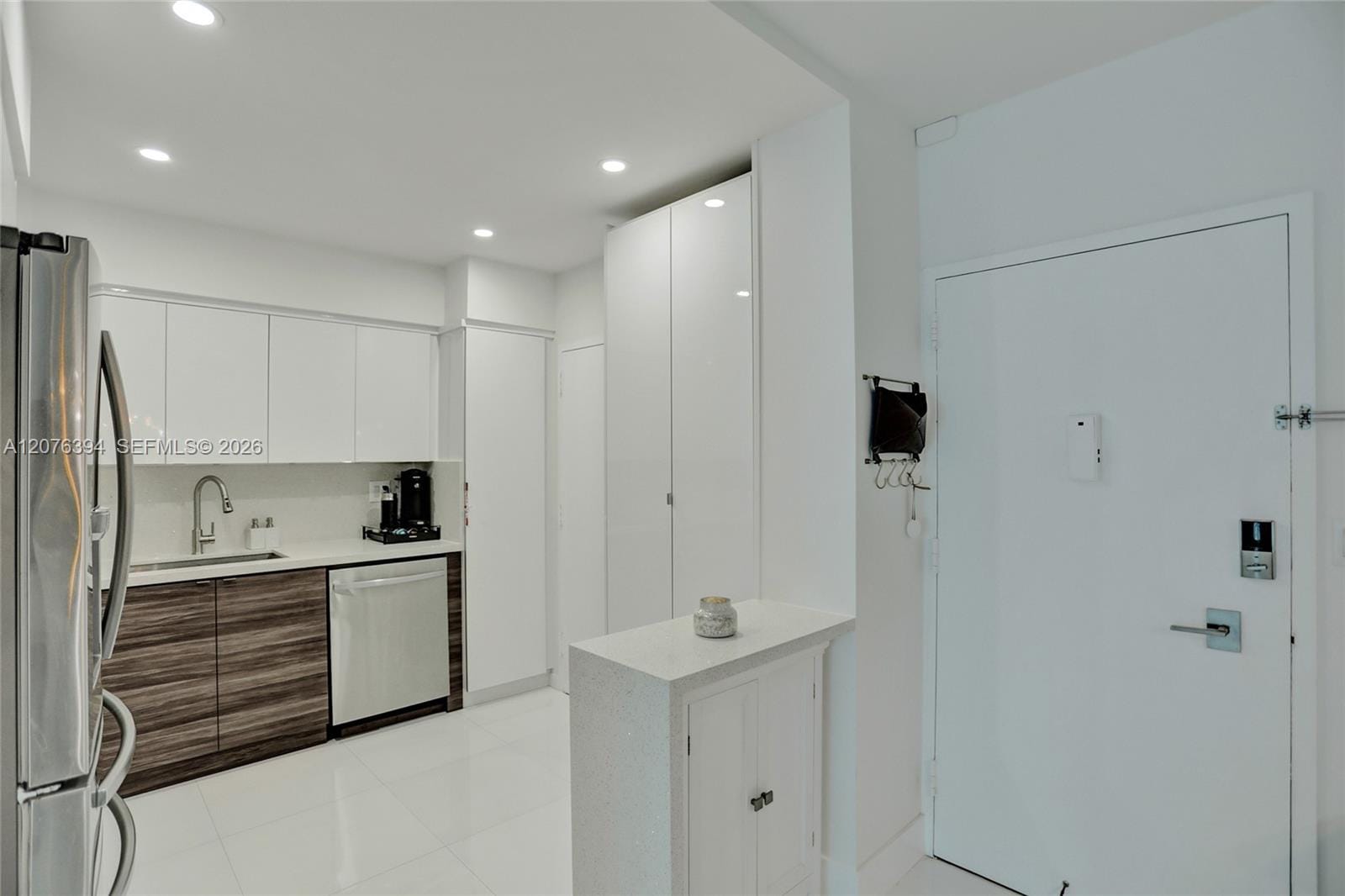 500 Bayview Drive 1924, Sunny Isles Beach, FL 33160 photo 9
