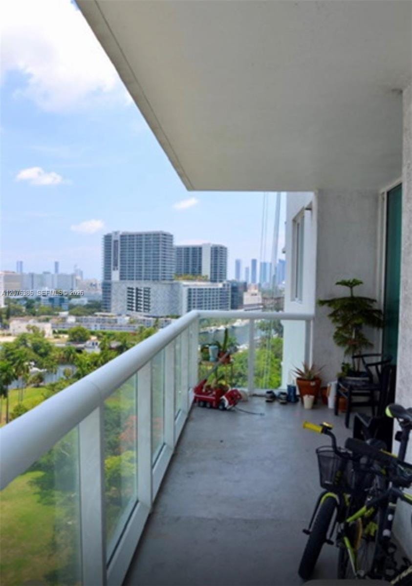 1871 S River Drive 1006 — photo 6