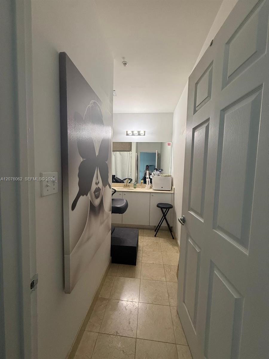 2100 Van Buren Street 216 — photo 5