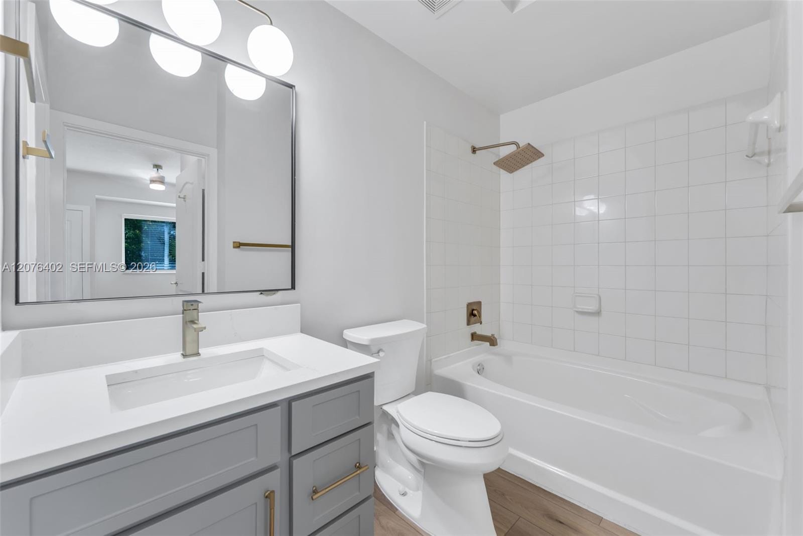 6001 SW 70th Street 512 — photo 4